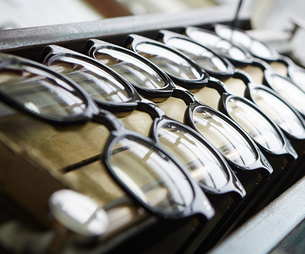 Eyewear Software | Glasses