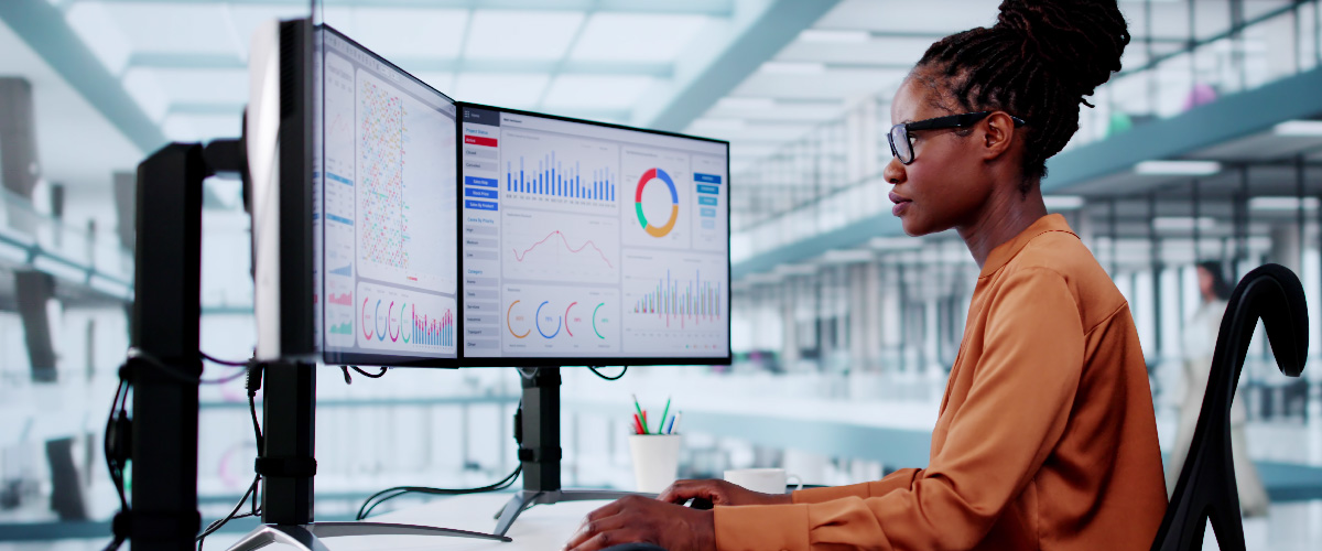 Improving Team Productivity with Integrated KPIs: The Power of a Smart Center Dashboard